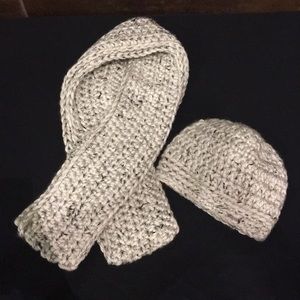Handmade Scarf & Beanie (Unisex, Matching Set)